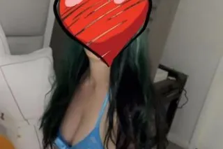 Looking to relax 🥰... A sensua... - Image 4